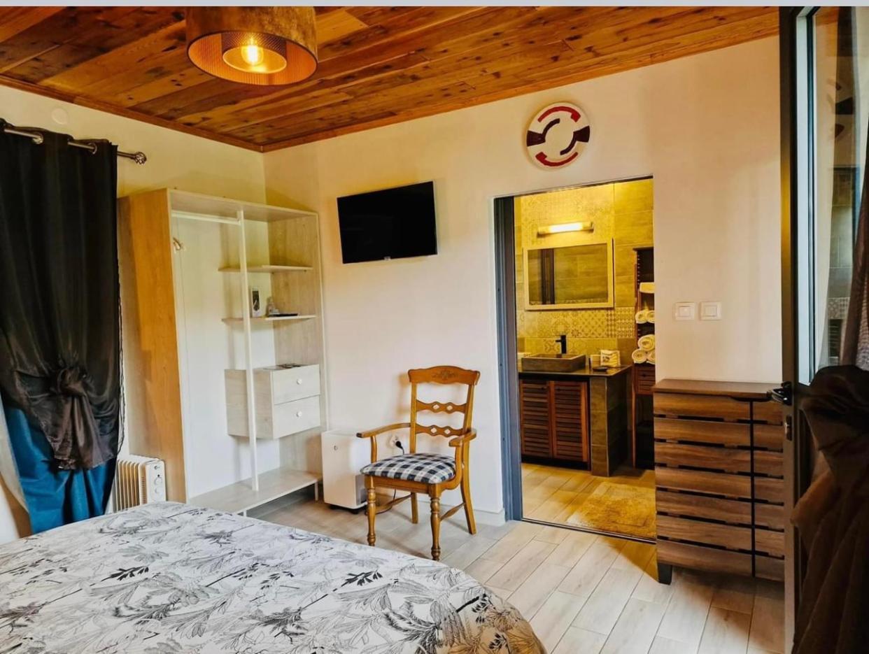 Chambres Et Tables D'Hote Du Voyageur La Plaine des Palmistes Luaran gambar