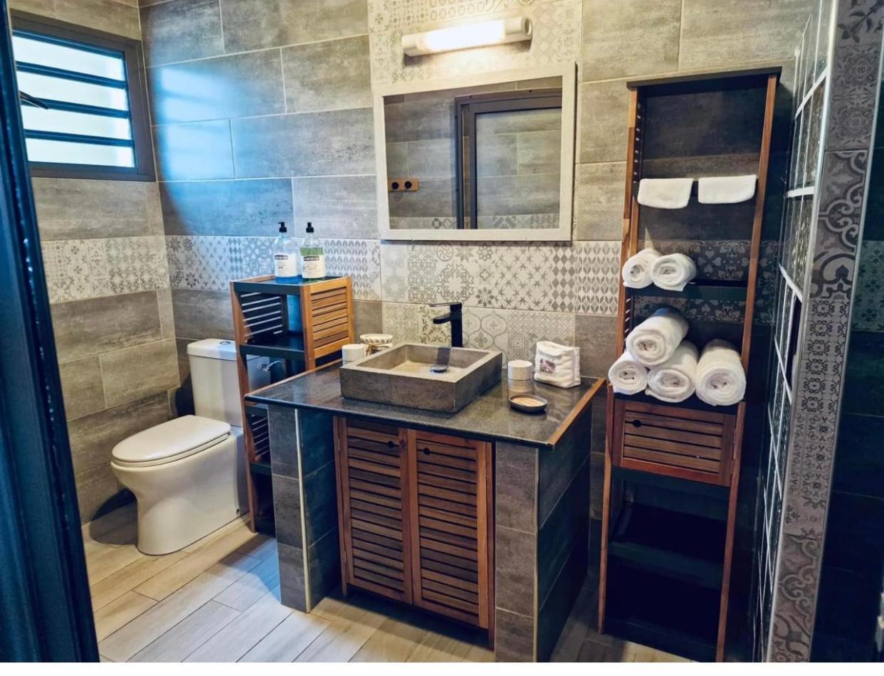 Chambres Et Tables D'Hote Du Voyageur La Plaine des Palmistes Luaran gambar